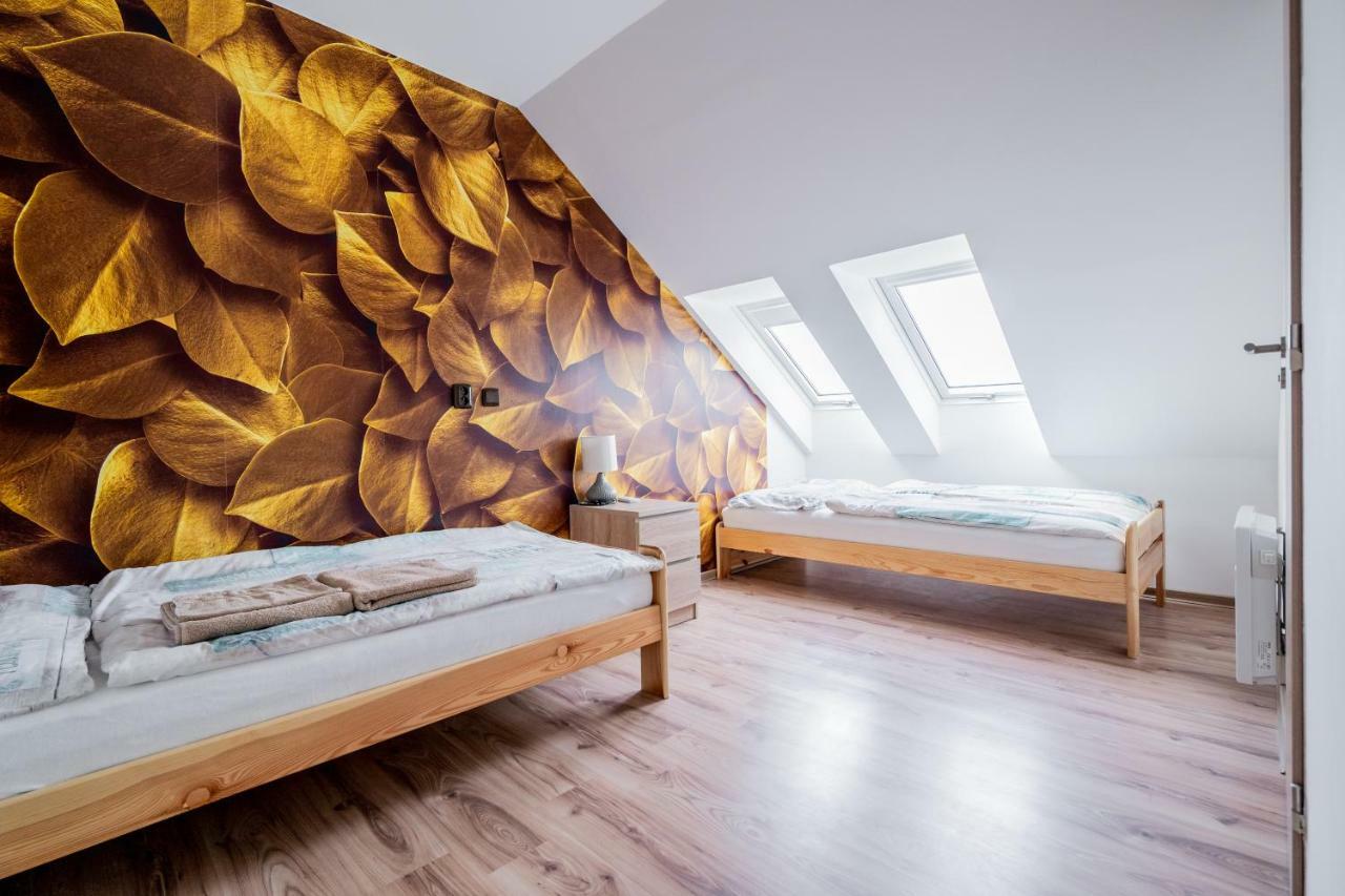 Aroma Gold Hotel Dolní Bousov Eksteriør billede